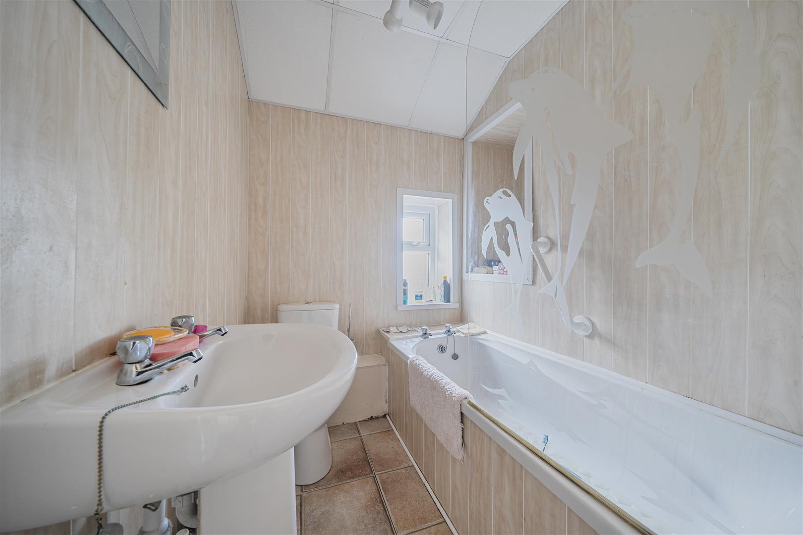 Gwynedd Avenue, Townhill, Swansea, SA1 6LJ